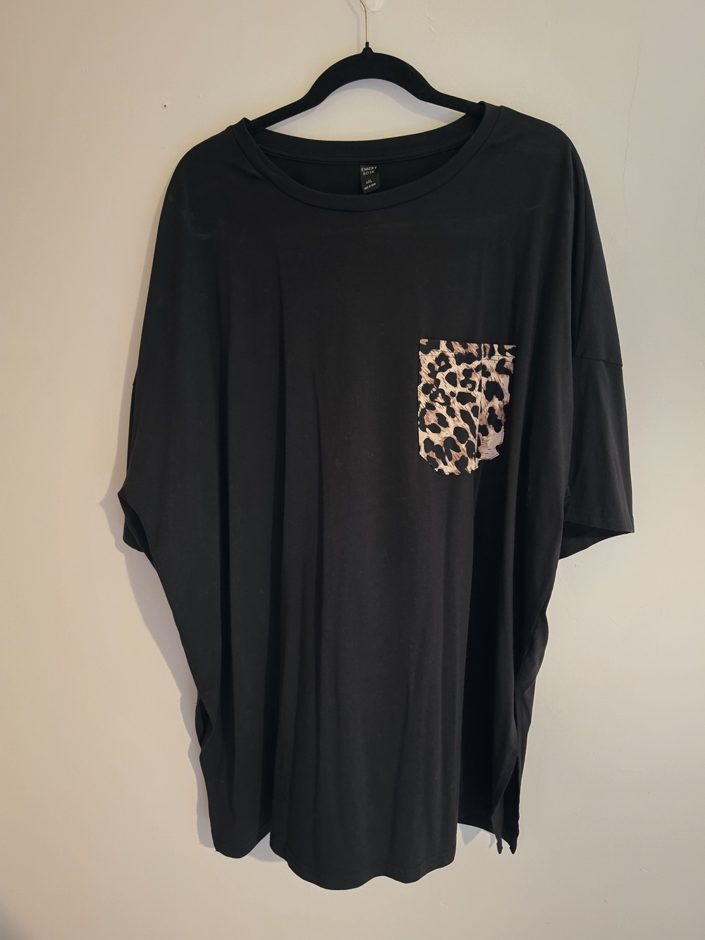 Black Women's Short Sleeve Pocket Tee with Leopard Accent